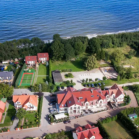 Villa Hoff Wellness & Spa-3